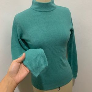 Turtle neck sweater